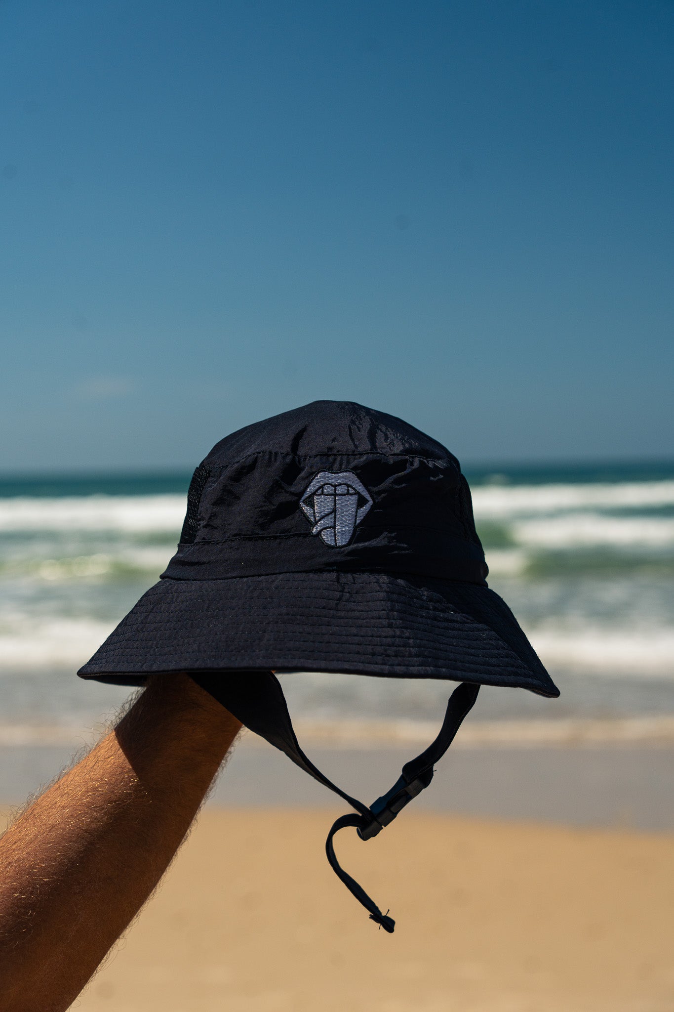 surfing hat - כובע גלישה