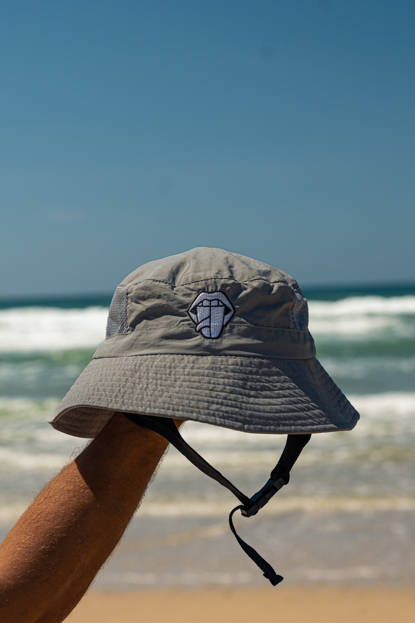 surfing hat - כובע גלישה